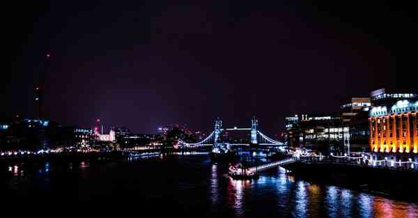 智能医疗护理机器人 智能医疗护理机器人的特点