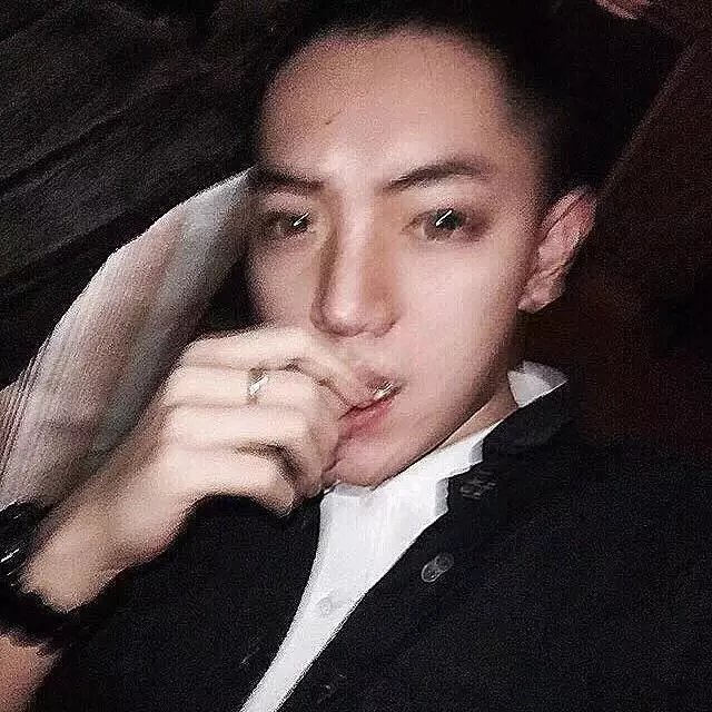 赖瑶玉富