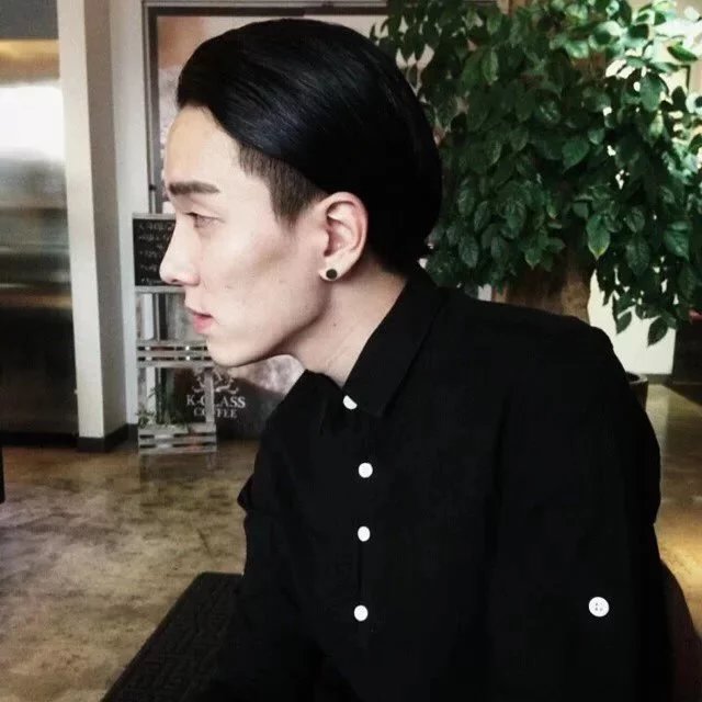 尹韵怡策