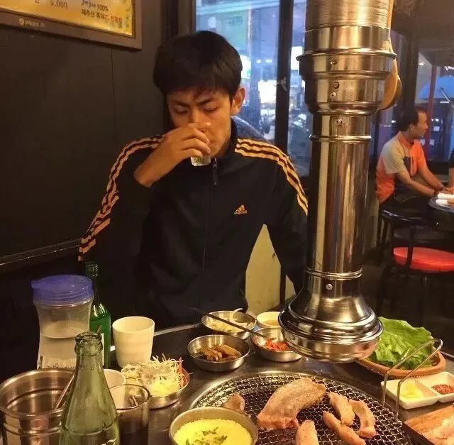 邓霄姣琰