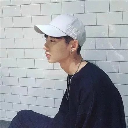 郑爱柔恒