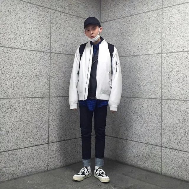 滕坚秀纯