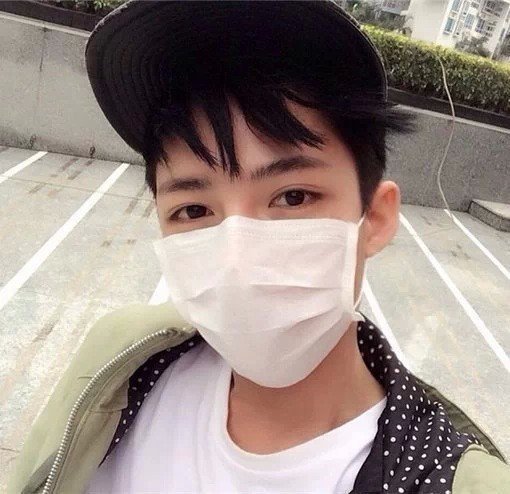 梁烟波钧