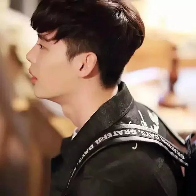 奚旭育梁